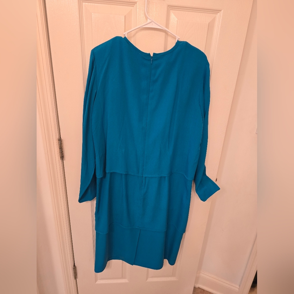 Tess Dress 100% Silk Dress Size 12